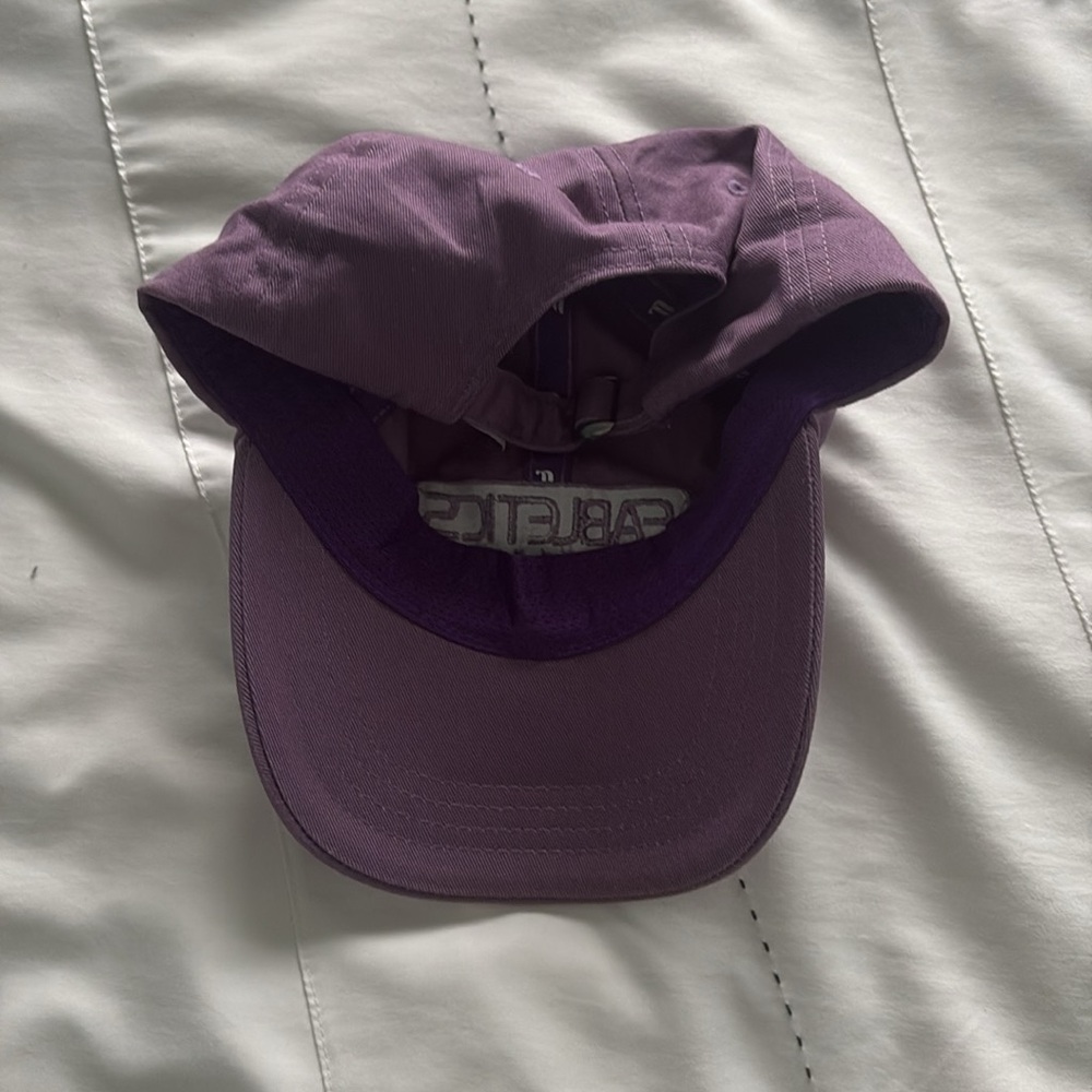 fabletics hat - Picture 2 of 3